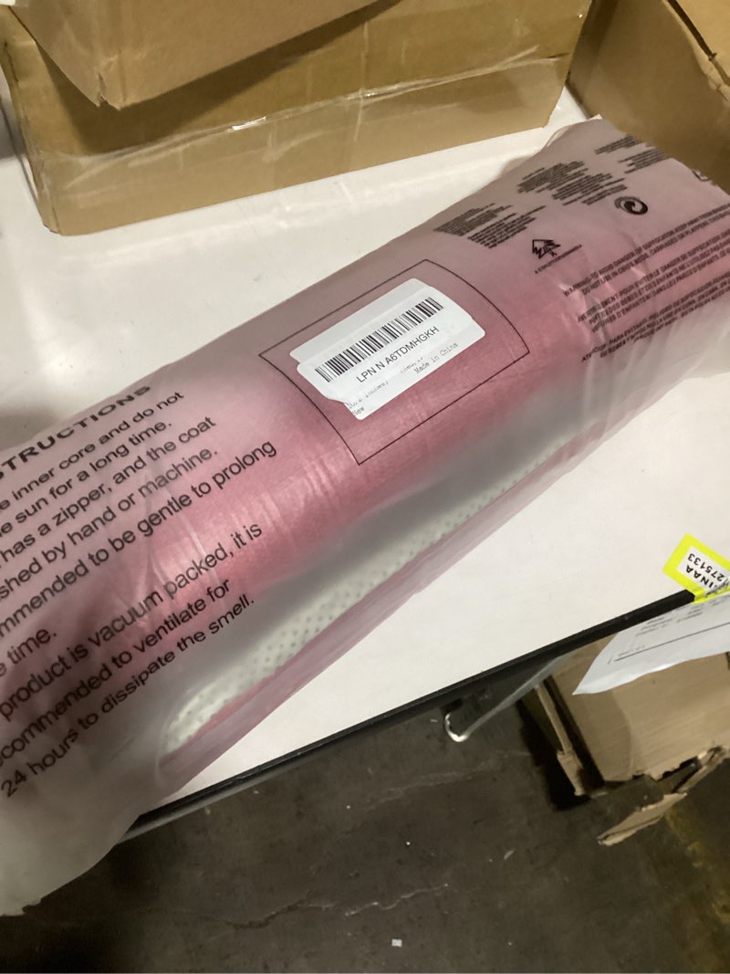 Condition photo showing New/Like New for Chair Cushion with Ties for Dining Chairs - Memory Foam Non Slip Kitchen Chair Pad and Dining Seat Cushion with Machine Washable Cover Set of 4 [16.5 x 16.2 Inches] (Red, 4) Red 4