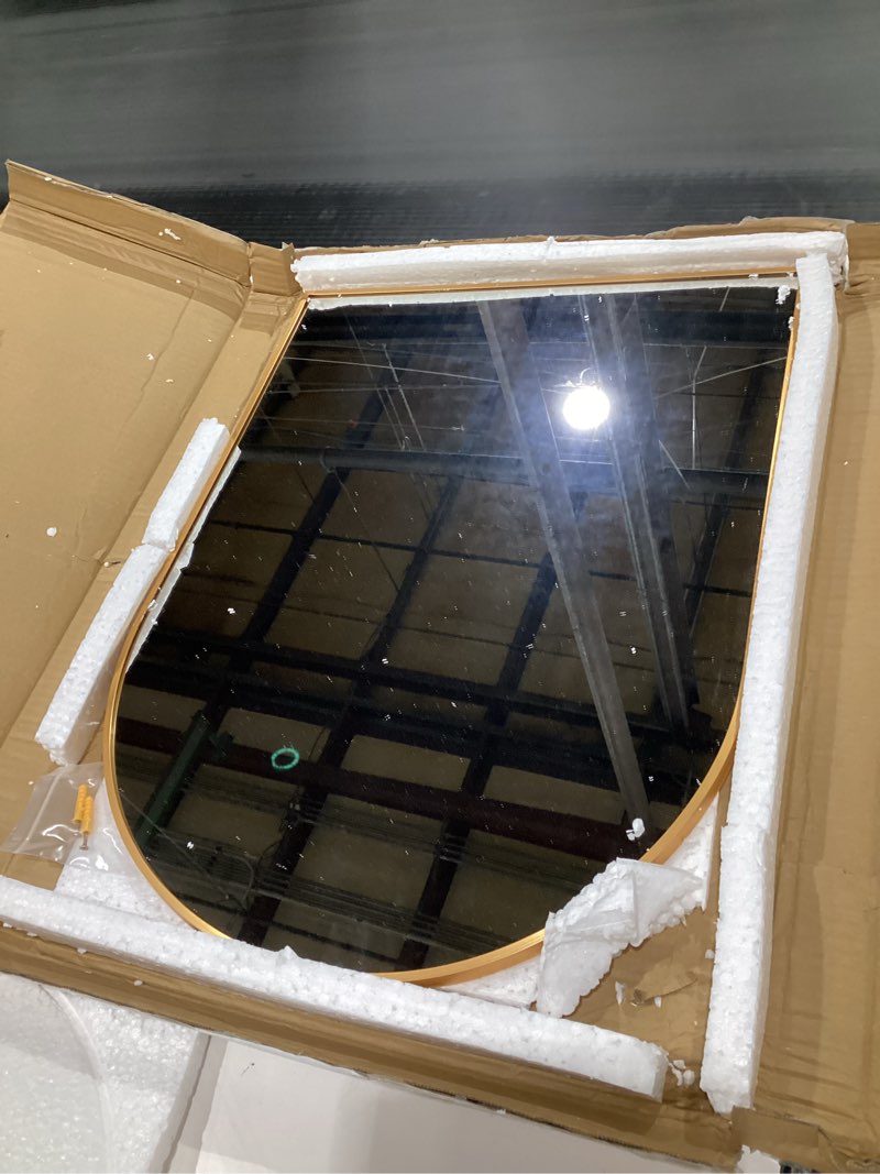 Condition photo showing Good Condition for Colingmill 24 x 18 Inch DIY Wedding Seating Chart Mirror with Mirror Decal Sticker Wedding Reception Display Chart Board Our Favorite People Find Your Seat Date Signs for Marriage Decor(Gold)