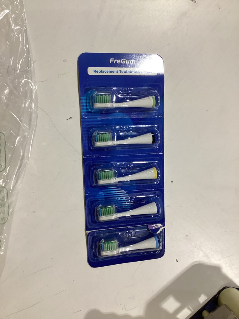 Condition photo showing Good Condition for replacement toothbrush heads for waterpik complete care 5.0/9.0 (cc-01/wp-861), with covers, 5 count, white white (5 count)
