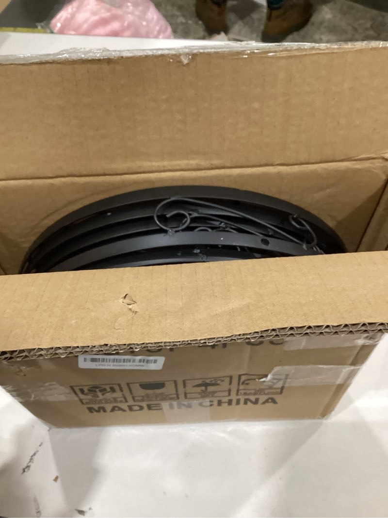 Condition photo showing New/Like New for 4-Pack Metal Hanging Planters for Outdoor Plants - Heavy Duty Hanging Baskets for Plants Outdoor with Chains and Long Hooks – Aesthetic Hanging Plant Holder for an Instant Indoor Gardening Decor