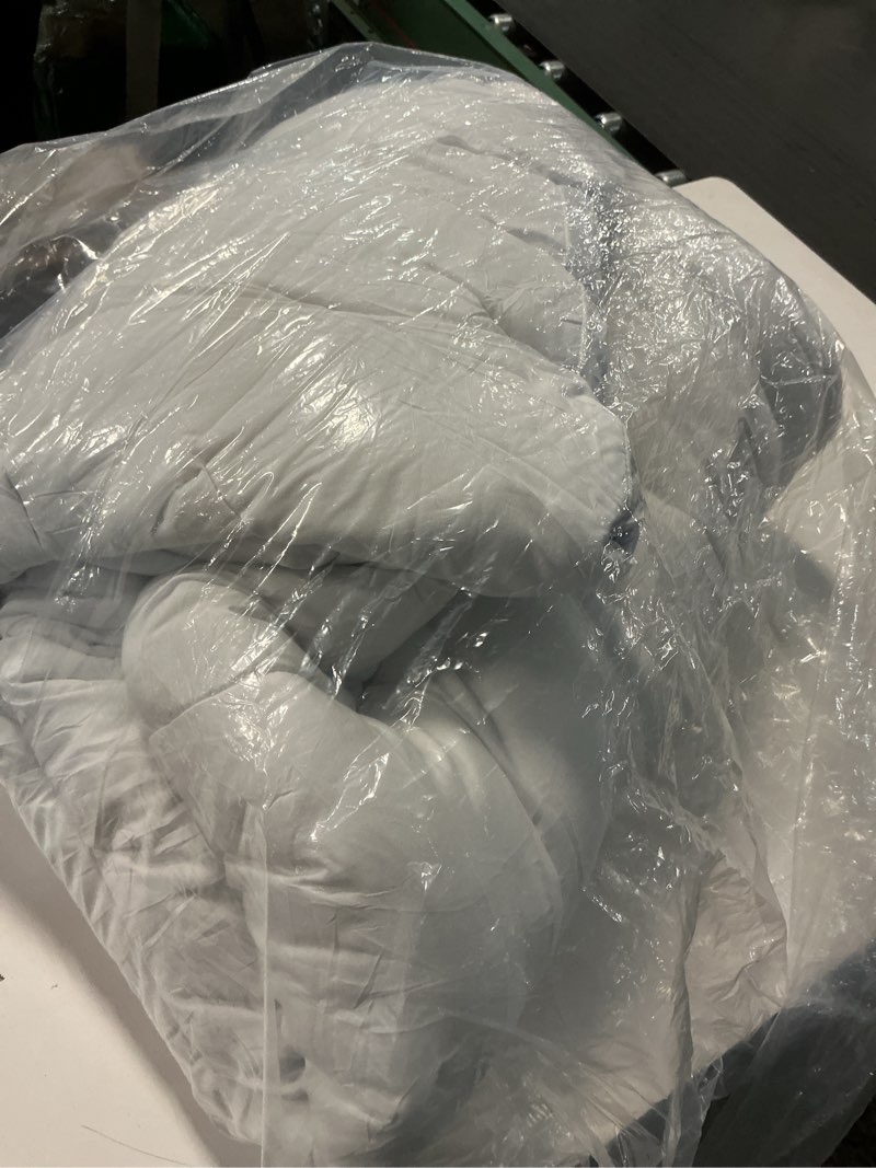 Condition photo showing Good Condition for Queen Mattress Topper, CYMULA Cooling Mattress Pad Cover PillowTop for Bed Back Pain, Extra Thick Mattress Protector Firm Soft Floor Fill Overfilled with 8-21 Inch Deep Pocket, 60"x80"White