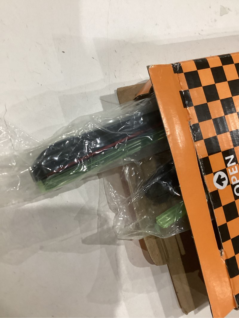 Condition photo showing Good Condition for autoboo 22" and 22" windshield wipers blades (pack of 2),oem quality premium all-seasons wiper blades,stable and quiet armor wiper blades 22" + 22"(pair for front windshield)