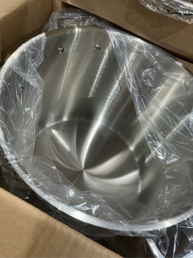 Condition photo showing Good Condition for stainless steel stockpot with lid 24 quart, durable 18/8 stainless steel, impact-bonded base for even heating, riveted handles, oven & all stove compatible, safe up to 500°f (260°c) 24 quarts