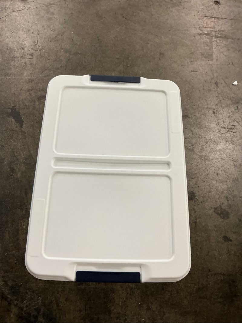 Condition photo showing Good Condition for project source 6 -pack medium clear/white stackable tote with latching lid
