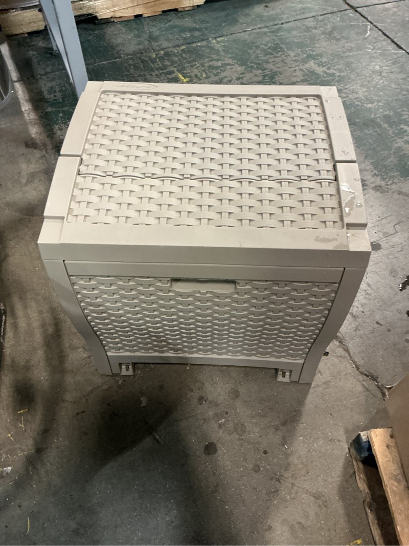 Condition photo showing As Is for suncast hose hideaway plastic 175-ft hideaway hose reel