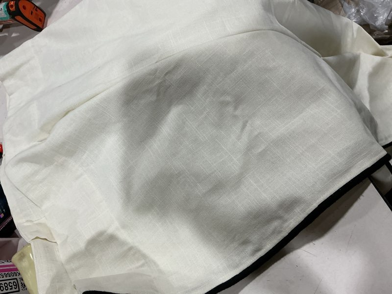 Condition photo showing Good Condition for piped edge cotton curtain - single panel