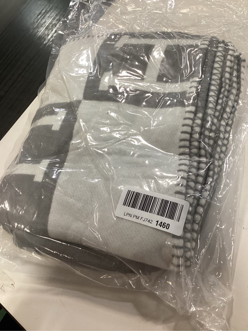 Condition photo showing Good Condition for H Pattern Blanket: Soft, Warm, Portable Blanket, Sofa Blanket, Home Decoration, Leisure and Daily use 50 * 70inch (Grey)