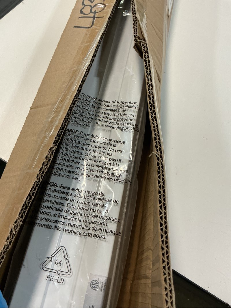 Condition photo showing Good Condition for 4FT Linkable LED Shop Light for Garages, 42W 4800LM 5000K Daylight Led Shop Lights, Ceiling Light with Pull Chain (ON/Off), Linear Worklight Fixture with Plug, 2 Pack