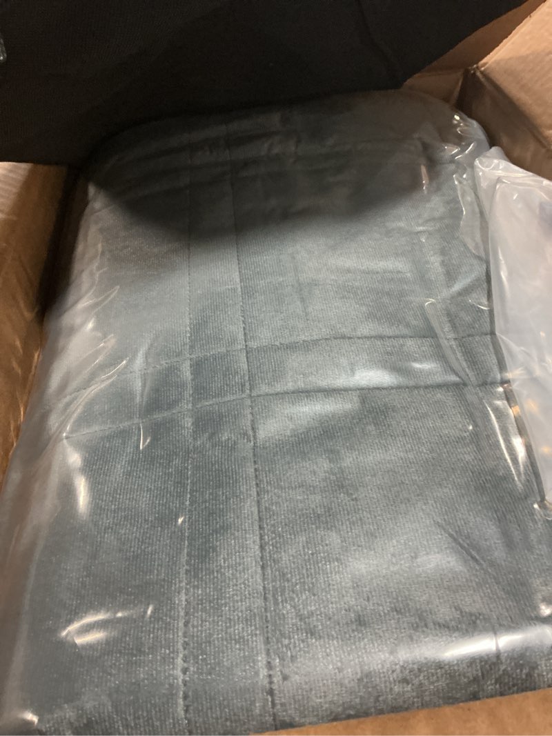 Condition photo showing New/Like New for LBRO2M Cooling Weighted Blanket 20 lbs 88" X 87" with One Cooling Side, Flannel Heavy Blanket with Glass Beads, Soft Thick Comfort Blankets for Adults Bed Heavy Blanket, Gray Gray (Cooling Side) 88" X 87"-20LBS