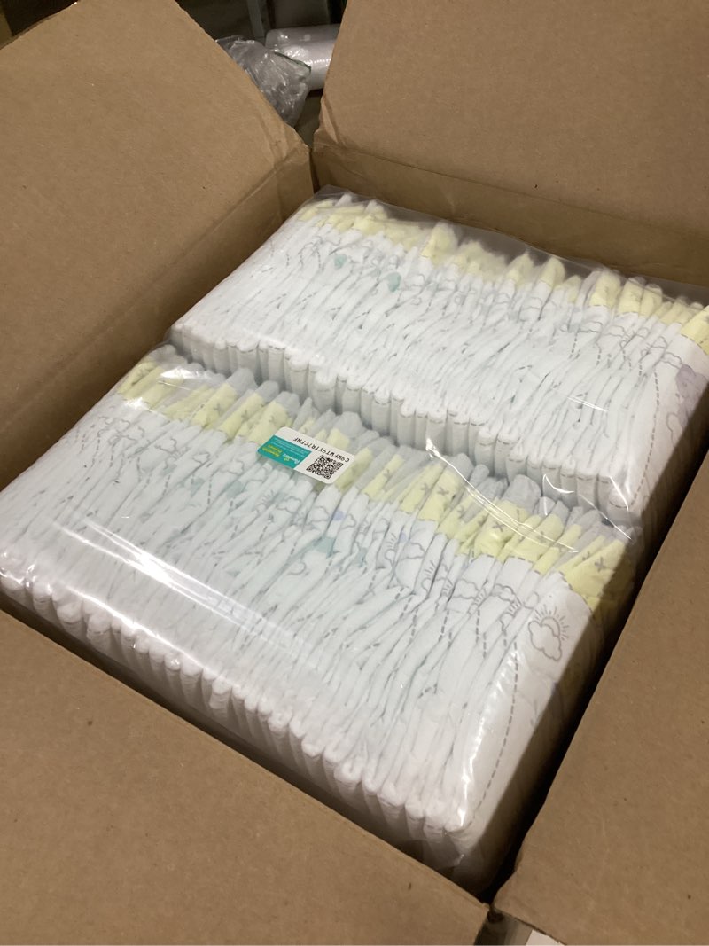 Condition photo showing New/Like New for Pampers Swaddlers Diapers Size 1  198 Count (Select for More Options)