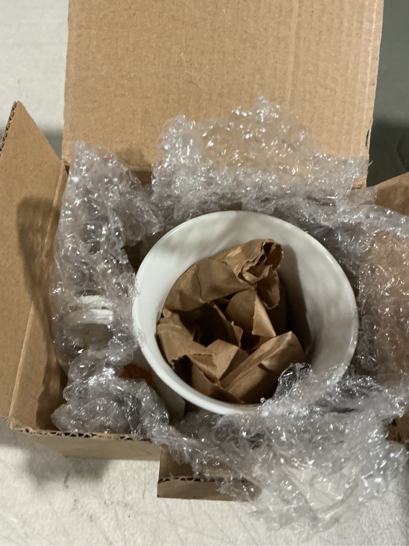 Condition photo showing Good Condition for yvonne ellen gold edition mug (h for happy)