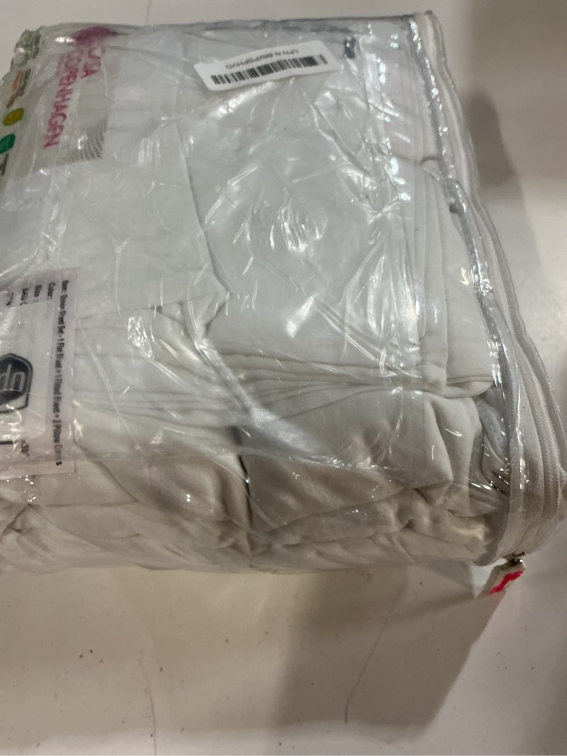 Condition photo showing Good Condition for casa copenhagen® luxuria 4pcs queen sheet set- designed in denmark, 100% aircool cotton bed sheets, includes 1 flat sheet, 1 deep pocket fitted sheet & 2 pillowcase set of 4- bright white queen bright white