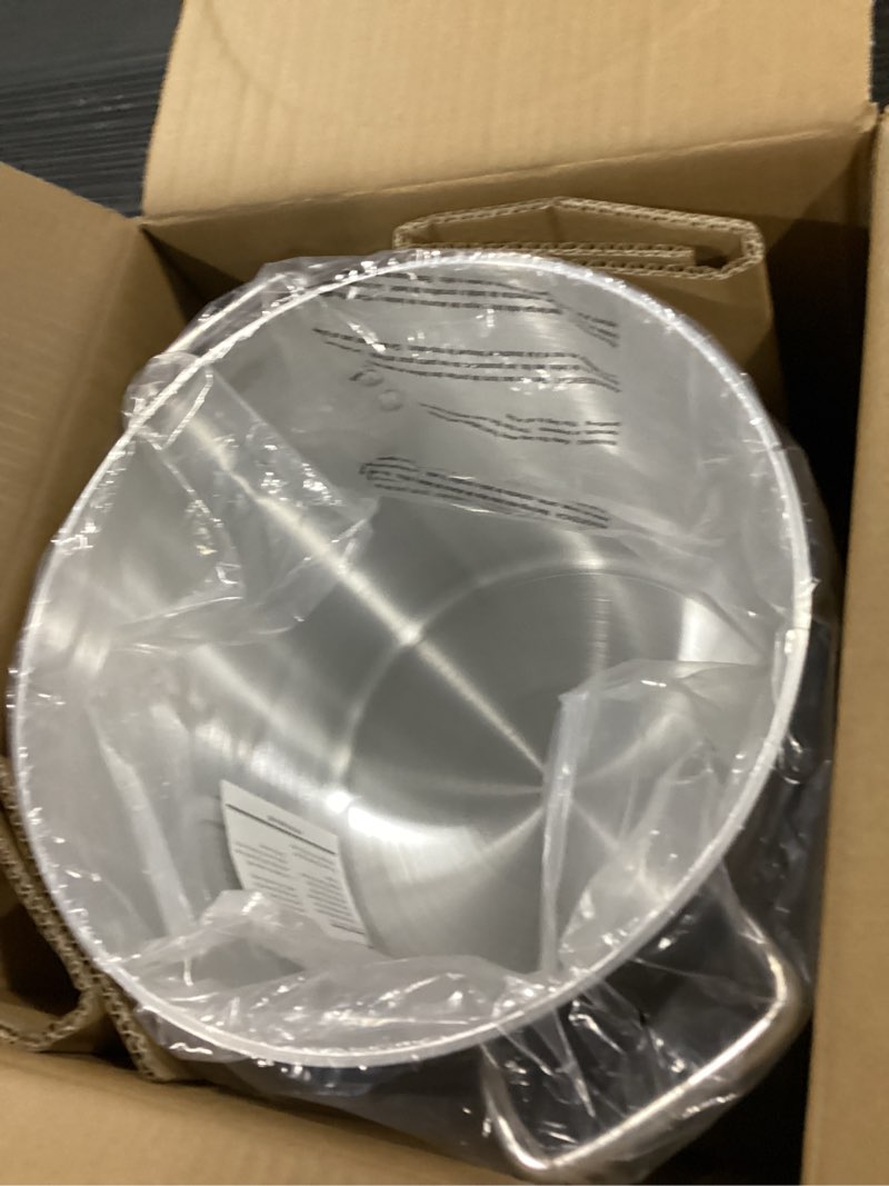 Condition photo showing New/Like New for winco alst-20 elemental 20 quart aluminum stock pot