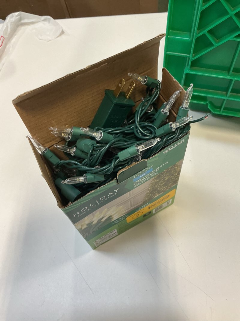 Condition photo showing New/Like New for Holiday Living 100-count Warm White LED String Christmas Lights