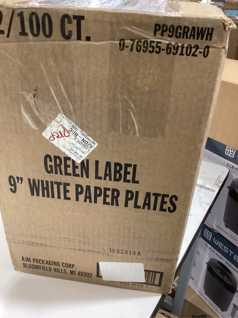 Condition photo showing New/Like New for White Paper Plates 