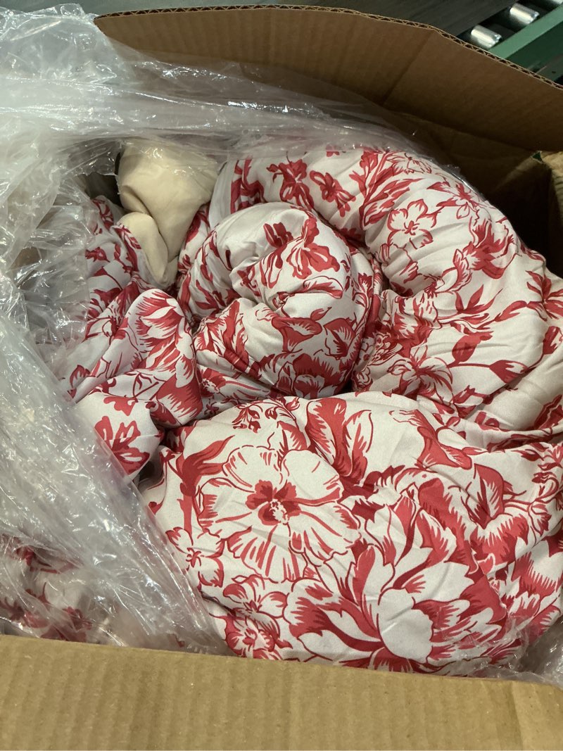 Condition photo showing As Is for WONGS BEDDING Floral King Size Comforter Set, 8 Pieces Christmas Red Flower Botanical Comforter for All Seasons, Bed in a Bag Elegant Plants Bedding Sets (90"x104") Red King