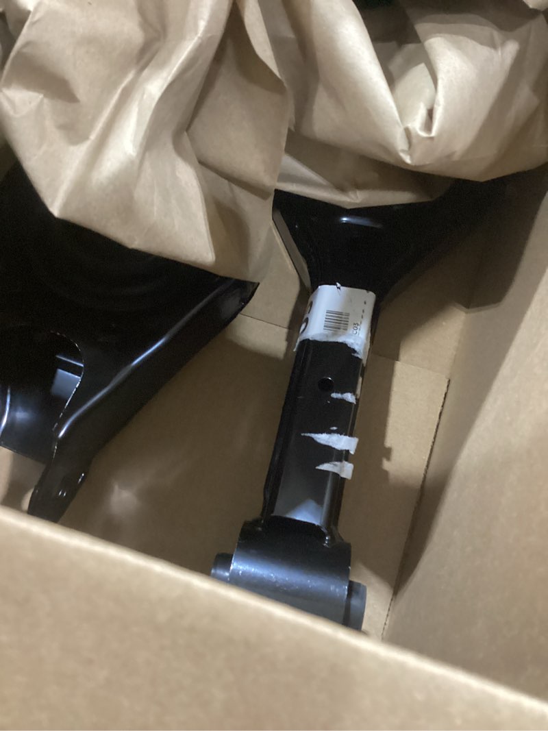 Condition photo showing Good Condition for Rear Lower Control Arm Pair For Hyundai Sonata Kia Optima Tucson Sportage
