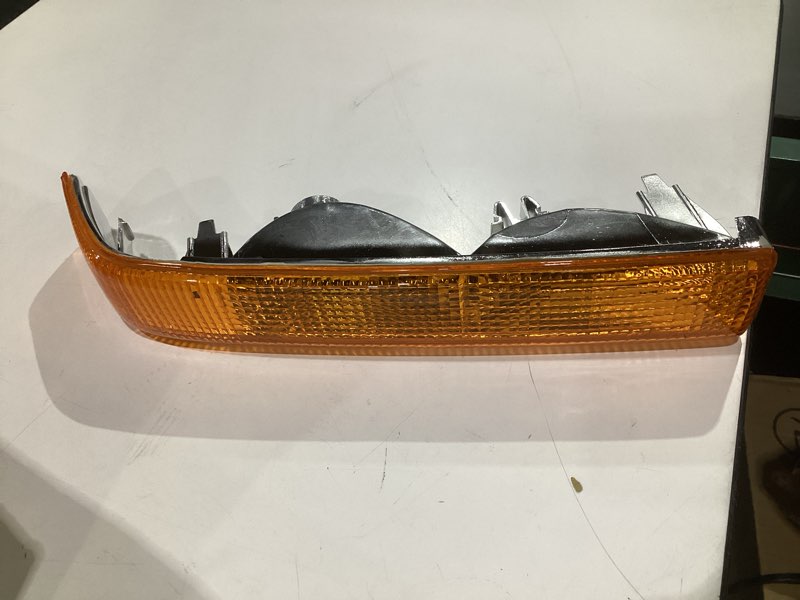 Condition photo showing Good Condition for dorman 1630149 front passenger side turn signal/parking light assembly compatible with select chevrolet models