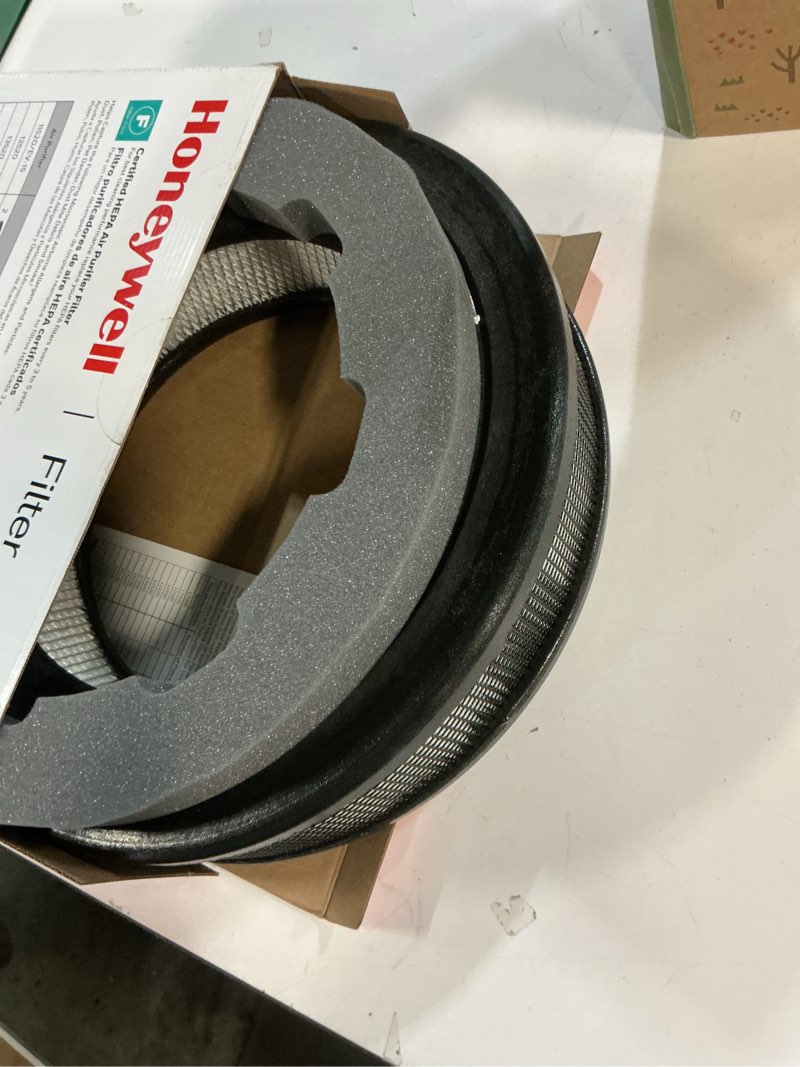 Condition photo showing Good Condition for Honeywell HWLHRFF1 Honeywel HWLHRFF1 Kaz Replacement Filter, 14.8quot;W x 4.8quot;H, HEPA, White