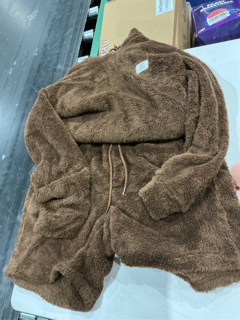 Condition photo showing Good Condition for verdusa men's 2 piece tracksuit sets fleece fuzzy hooded sweatshirt and shorts medium brown