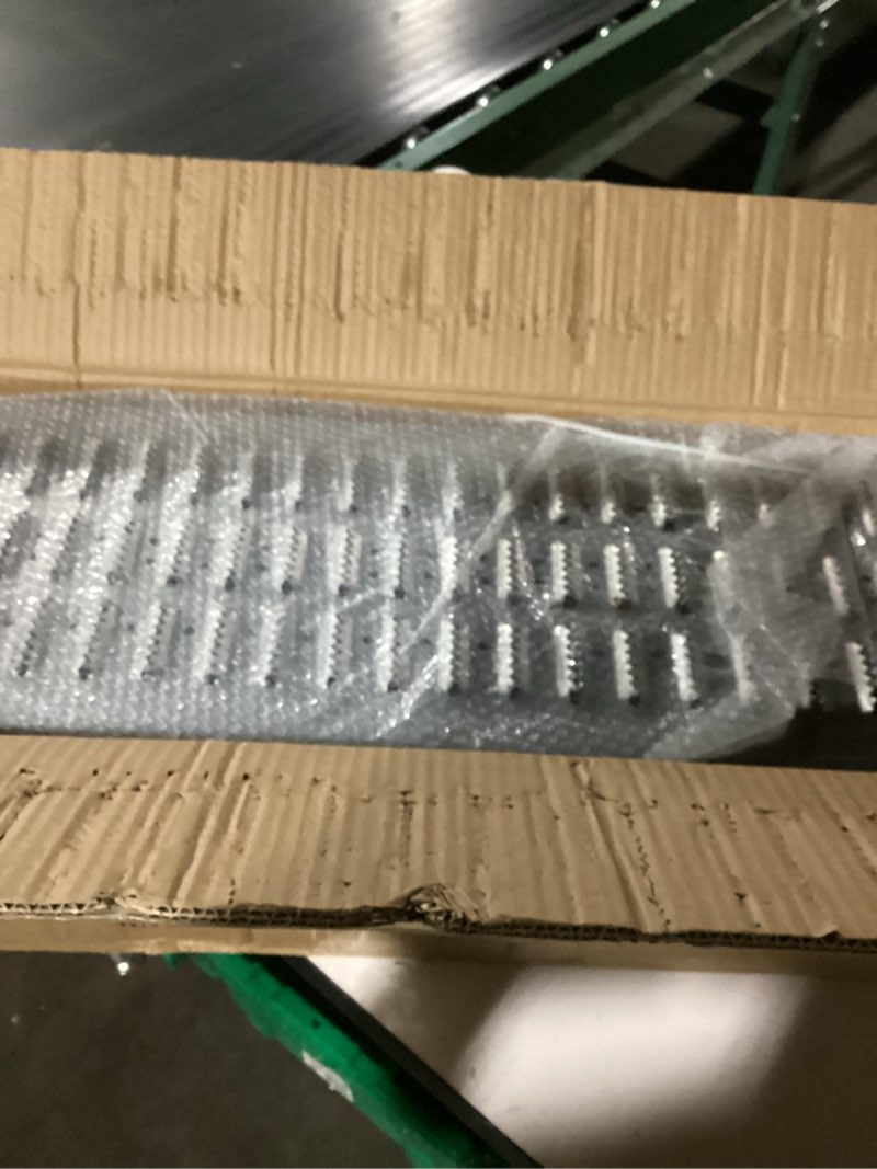 Condition photo showing Good Condition for 72.5" Heavy Duty Folding Loading Ramps, 1500lb Capacity, Ideal for Motorcycles, Lawn Mowers, ATVs, UTVs, and More – Pack of 2 with Safety Straps and Gloves