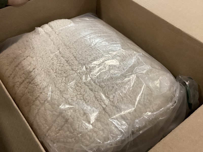 Condition photo showing Good Condition for Heated Blanket Full Size 72"X84" Beige - Soft Double Sided Sherpa Electric Blanket Full Size with LED Display, 6 Heating Levels & 10 hrs Timer, Machine Washable & Fast Heating, Gift for Women 1-beige 72"X84"
