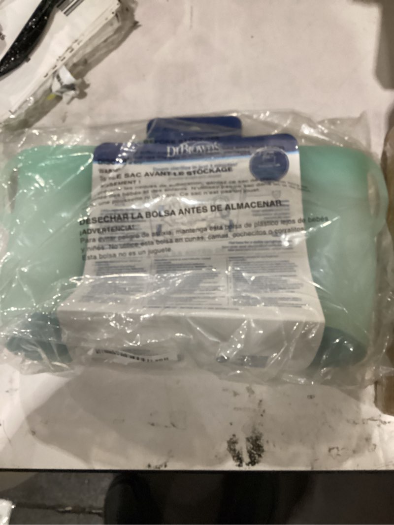 Condition photo showing Good Condition for dr. brown's microwave steam sterilizer bag for baby bottles, breast pump parts & other toddler accessories, 100% silicone, reusable sterilizing bag