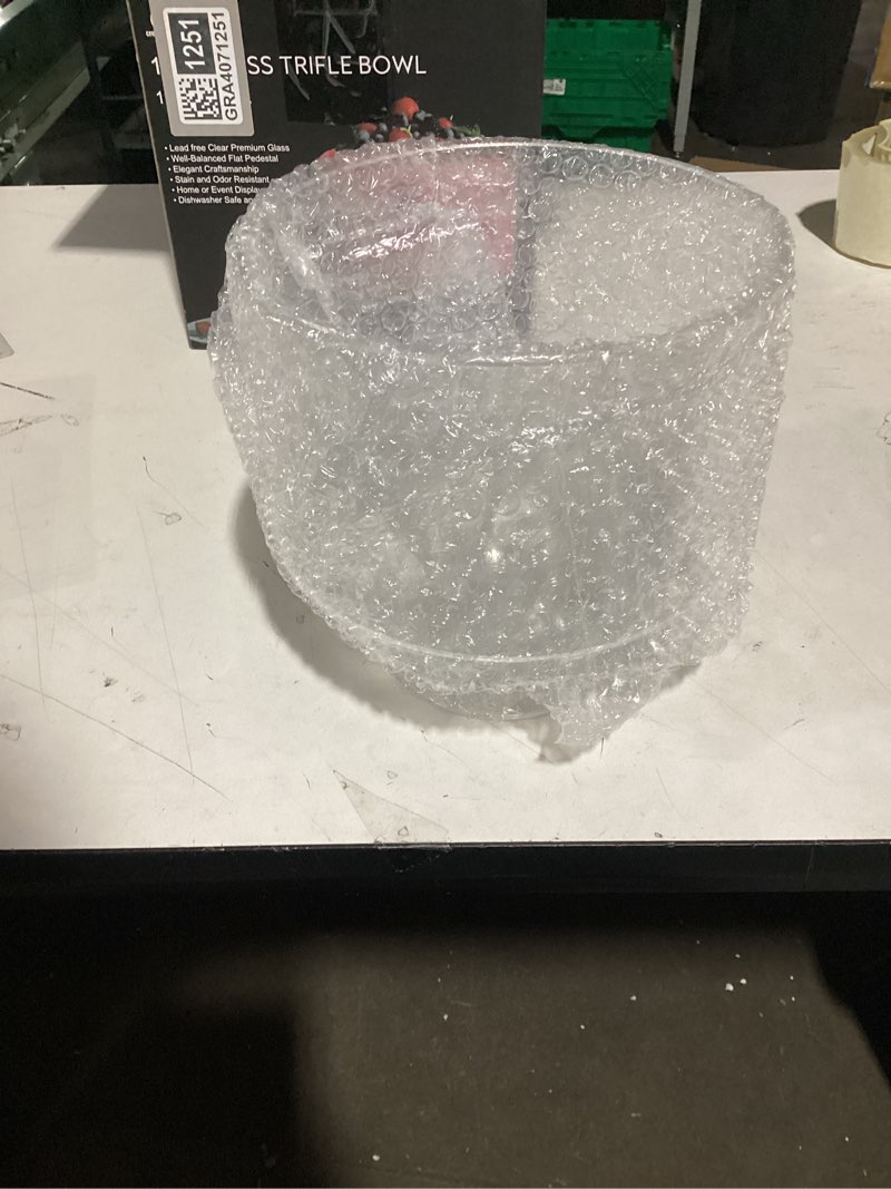 Condition photo showing Good Condition for CREATIVELAND Trifle bowl Glass Crystal-Clear Set of 1, 116oz(3.3L), Footed Trifle Bowl with Stand, Trifle dish for decadent dessert like salad, fruit, ice cream, parfait, pudding, Party Bowl