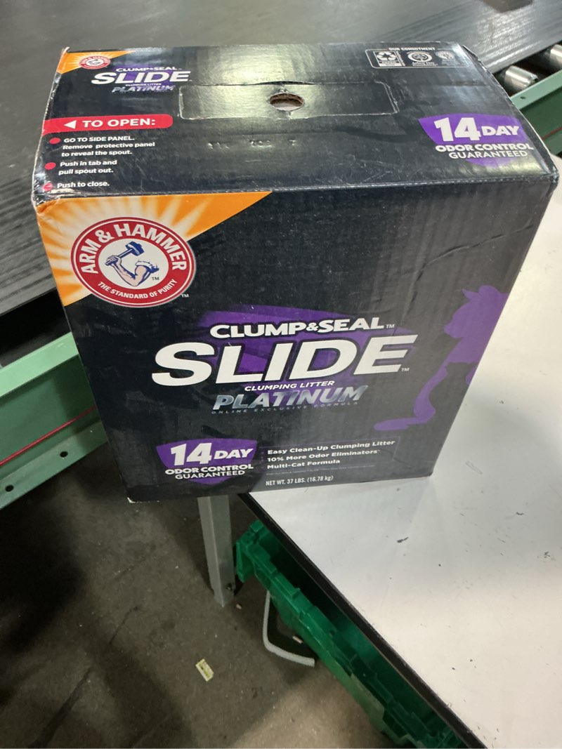 Condition photo showing New/Like New for arm & hammer clump & seal slide platinum multi-cat clumping cat litter, easy clean technology with no scrubbing, 14-day odor control, 37 lbs slide platinum clumping litter