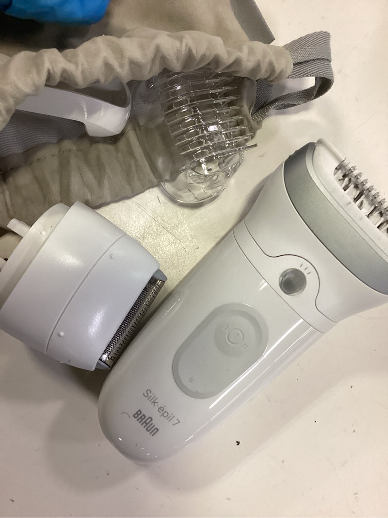 Condition photo showing As Is for braun epilator silk-épil 7, hair removal device, women shaver & trimmer, wet and dry, wide head, includes shaver head and trimmer comb, se7-041, silver