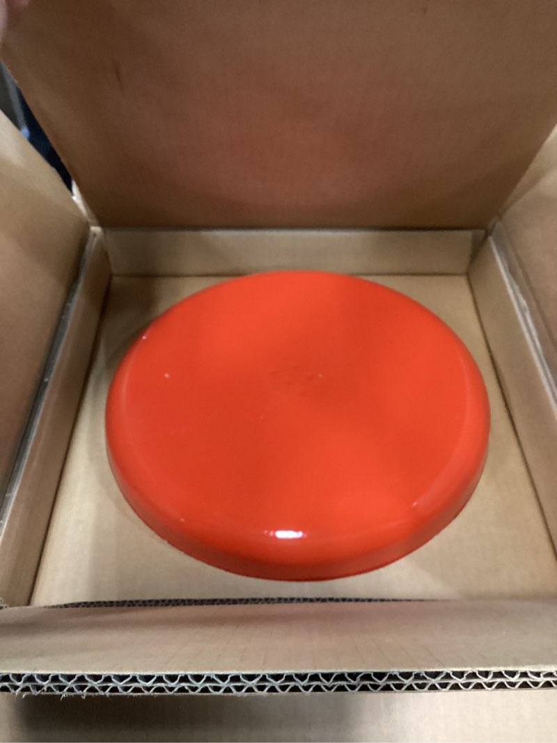 Condition photo showing Good Condition for misen enameled cast iron braiser pan - cast iron pot with lid - cast iron enameled cookware, red