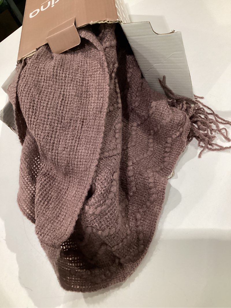 Condition photo showing Good Condition for BOURINA Dark Lavender Throw Blanket 50x60 Inches Throw Textured Solid Soft Sofa Couch Decorative Knitted Blanket Dark Lavender 50"x60"