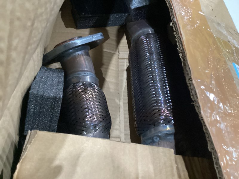 Condition photo showing As Is for Rear Catalytic Converter Compatible with Nissan Pathfinder 2013 2014 2015, Infiniti QX60 2014-2020, JX35 2013 3.5L V6 (EPA Compliant) 643144 18539 Nissan Pathfinder 2013-2015