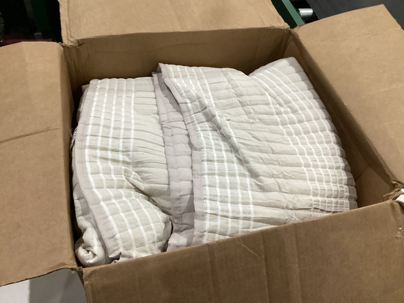 Condition photo showing As Is for palassio Striped Beige 100% Cotton Quilt California Cal King Size Bedding Sets, Oversized Lightweight Channel Pick Stitch Textured Bedspread Soft Farmhouse Country Coverlet for All Season, 2 Shams Striped-wheat California King