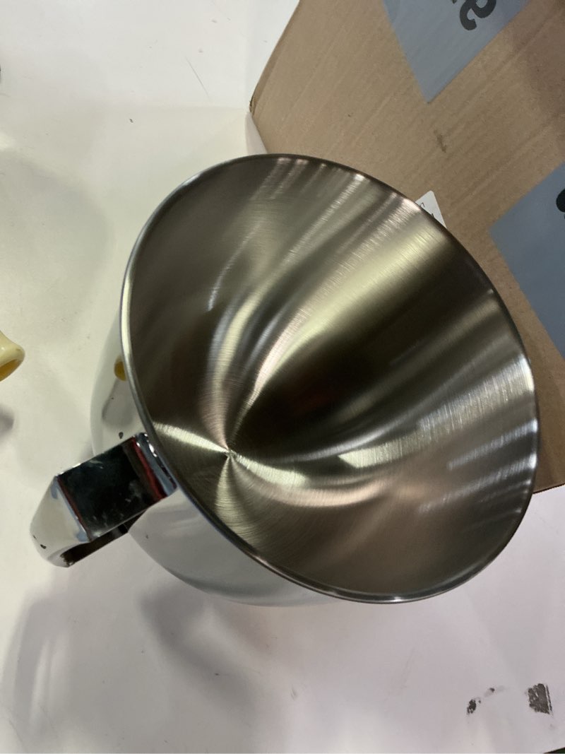 Condition photo showing Good Condition for Stainless Steel Mixer bowl Fit for KitchenAid Artisan&Classic Series 4.5-5 QT Tilt-Head Mixer, 5 Quart Mixing Bowl with Handle. E2