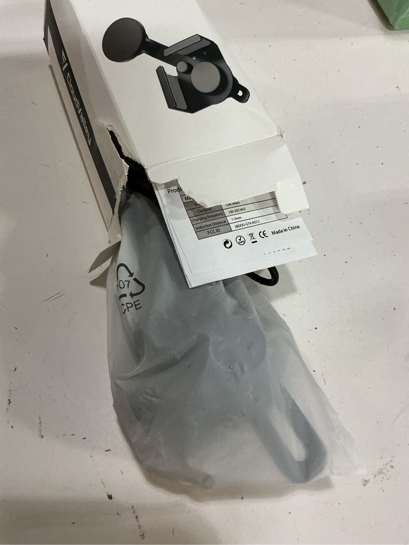 Condition photo showing New/Like New for cloudvalley 15w wireless charger phone mount for tesla model y/3,?extendable metal holder? compatible with iphone magsafe, magnetic adjustable car holder for tesla model 3 highland/y juniper qi2 charging mount