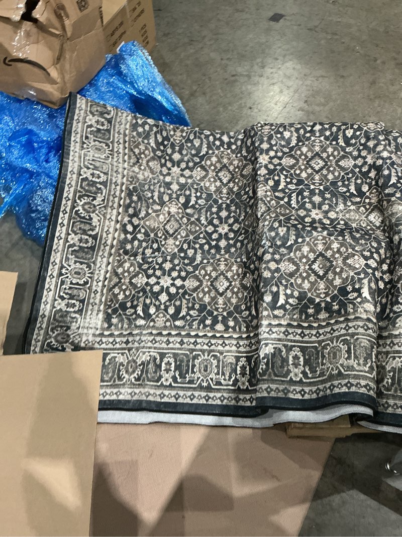 Condition photo showing Good Condition for ruggable flatwoven washable alessia rug, 8' × 10'