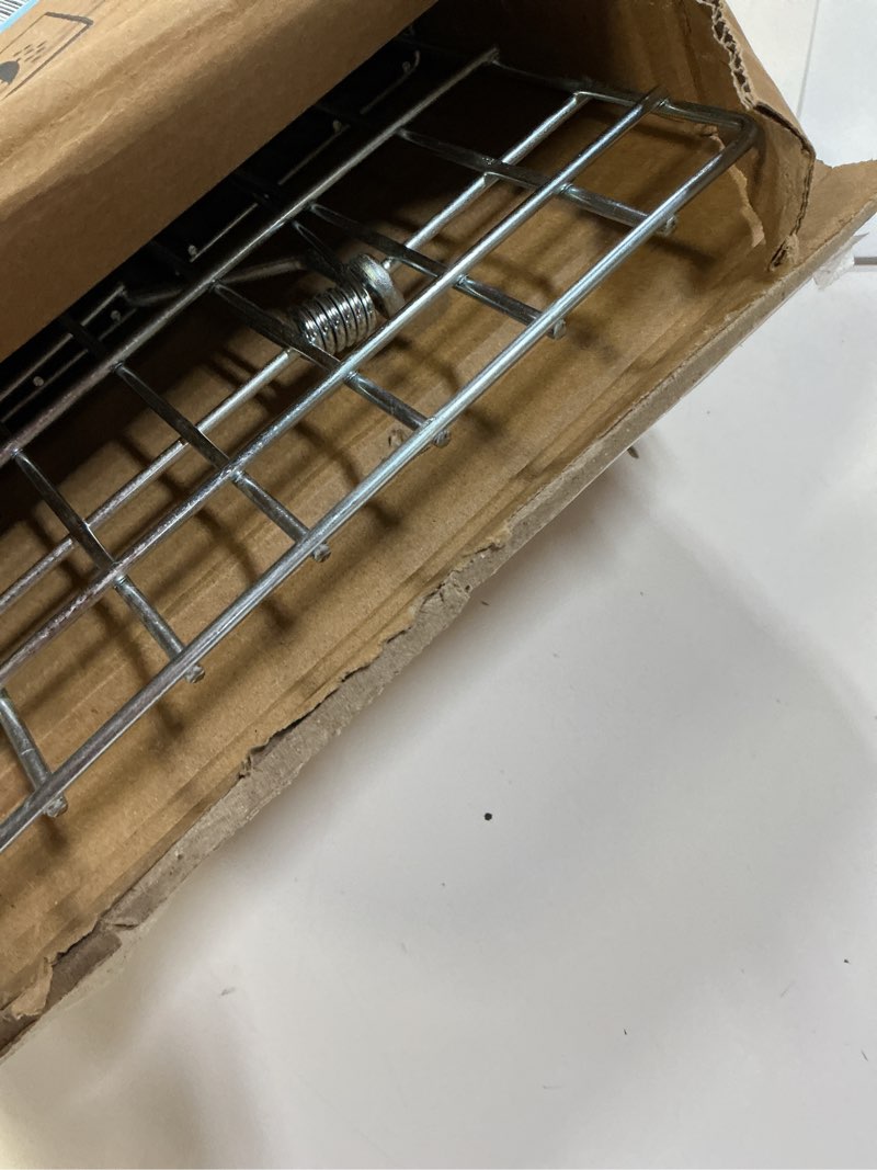 Condition photo showing Good Condition for 32" live animal traps,humane animal trap for stray cats up to 16.5 pounds, raccoons, squirrel, skunk, mole, groundhog, armadillo, rabbit,steel foldable with pedal triggers