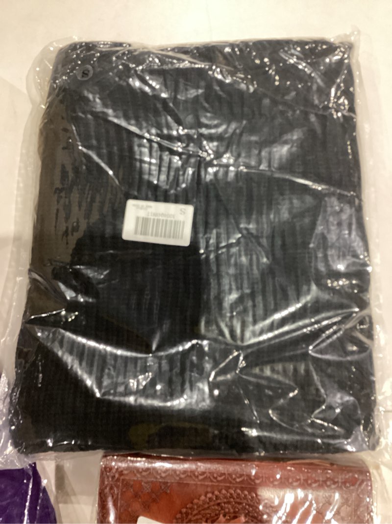 Condition photo showing New/Like New for CiCiBird Women's Cable Knit Long Sleeve Sweater Oversized Crewneck Pullover Top Fall 2025 Fashion Casual Jumper A BLACK Large