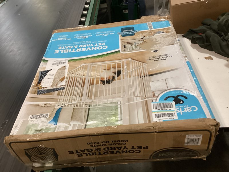 Condition photo showing New/Like New for carlson pet yard and convertible super wide gate playpen 146.5"w x 28"h