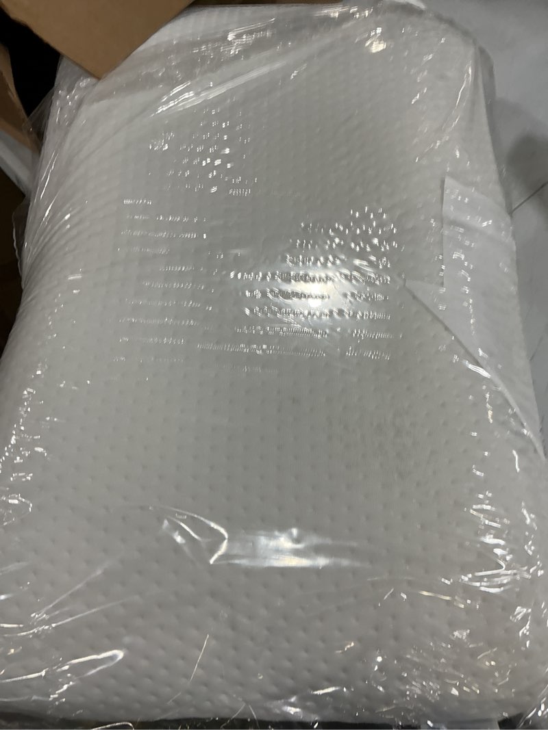 Condition photo showing Good Condition for tempur-pedic memory foam symphony pillow luxury soft feel, standard, white 1