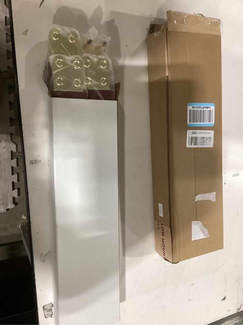 Condition photo showing Good Condition for Yellow Mountain Imports Wooden Mahjong Racks, 18 Inches - Set of 4 Mahogany Color Racks - Includes Brass Ends for Attaching Pushers and Stacking Scoring Coins (Racks Only Set)