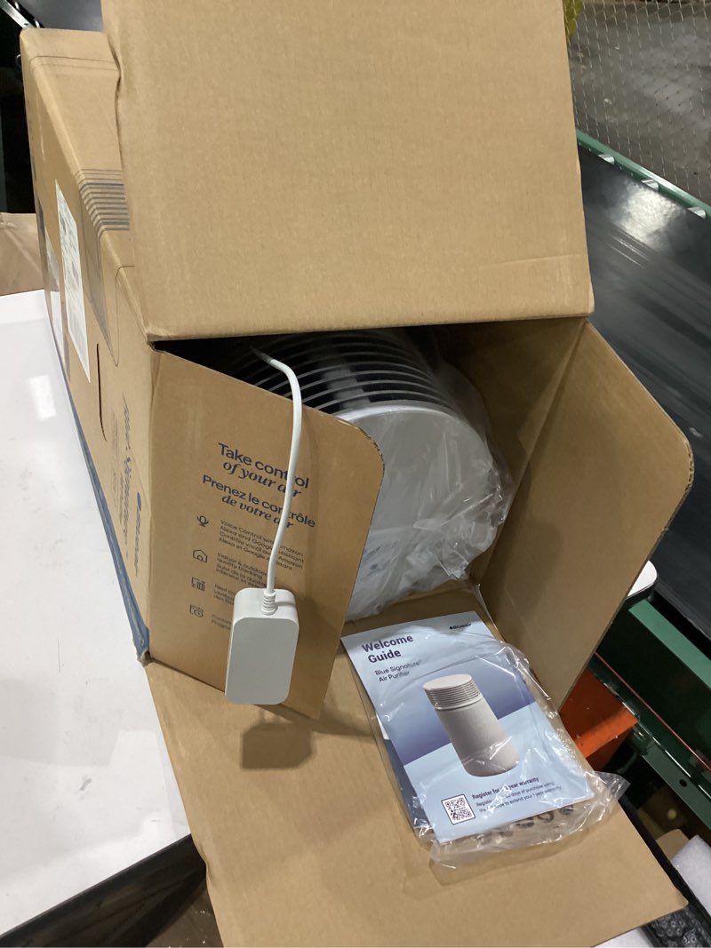 Condition photo showing Good Condition for blueair blue signature sp3i air purifier for medium rooms up to 498 sq ft, hepasilent filtration, wifi smart control, auto mode, odor & smoke removal, pet hair & dust, aham verified, table design