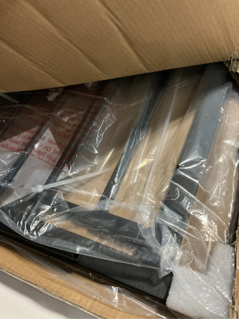 Condition photo showing Good Condition for innotruth 29.5–40.75" baby gate for stairs, 30" tall dog gates for doorways & hallways, safety gate for kids & pets, pressure-mounted walk-through with dual lock & 2-way swing, black black 29.5-40.75" w x 30" h