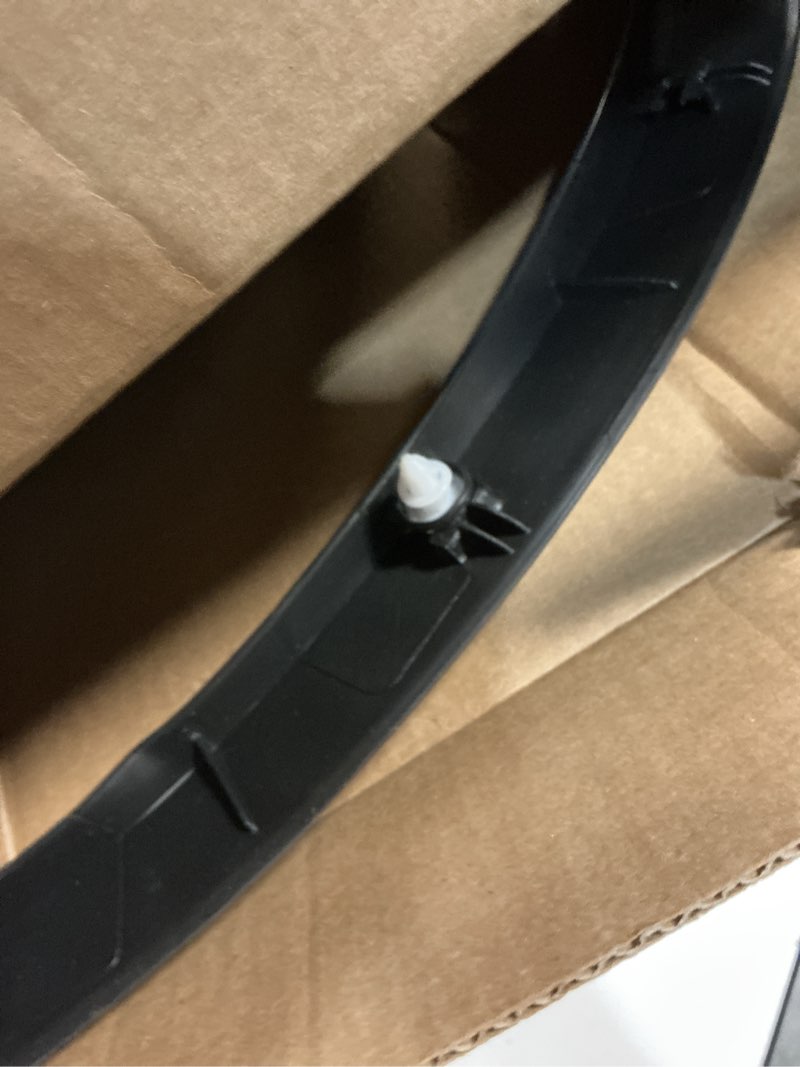 Condition photo showing Good Condition for front right fender trim compatible with 2020-2024 tesla model y passenger side replaces 1494186-00-b 1494162-00-b wheel arch molding flare