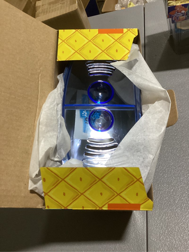 Condition photo showing New/Like New for Penn Plax 0.5 Gallon SpongeBob Squarepants Betta Aquarium Kit  7.75 IN