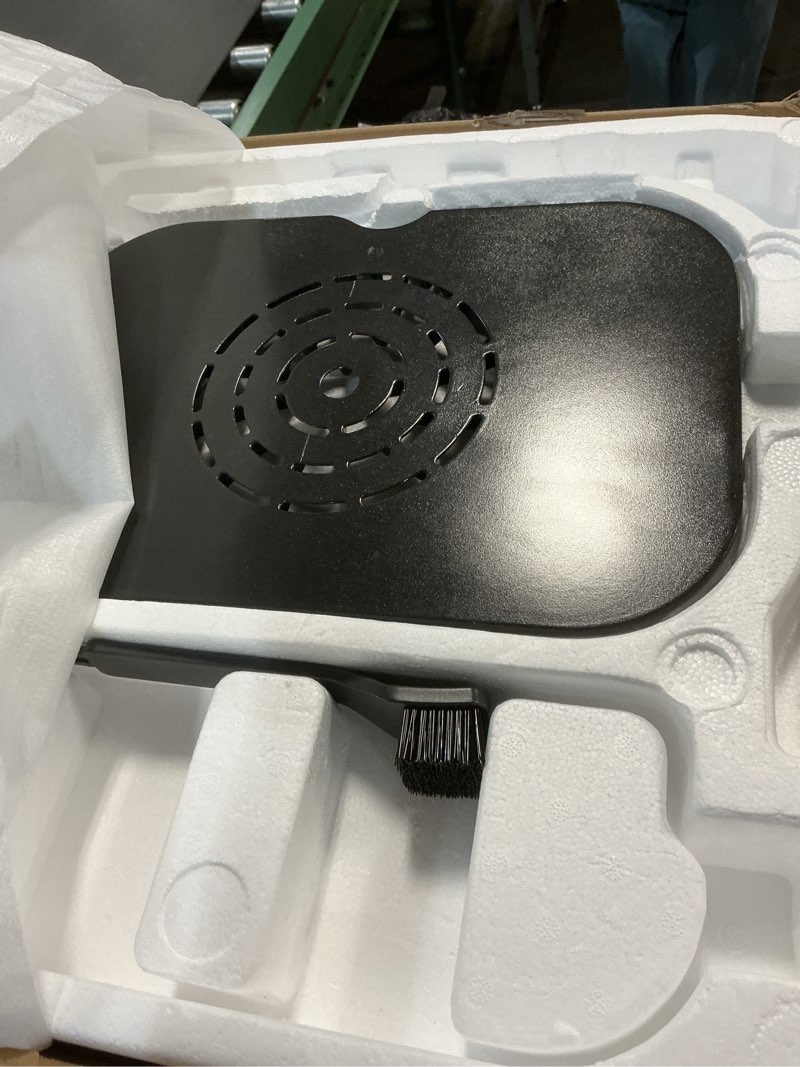 Condition photo showing Good Condition for Ninja DG551 Foodi Smart XL 6-in-1 Indoor Grill with Air Fry, Roast, Bake, Broil, & Dehydrate, Foodi Smart Thermometer, 2nd Generation, Black/Silver 6-in-1 With Thermometer