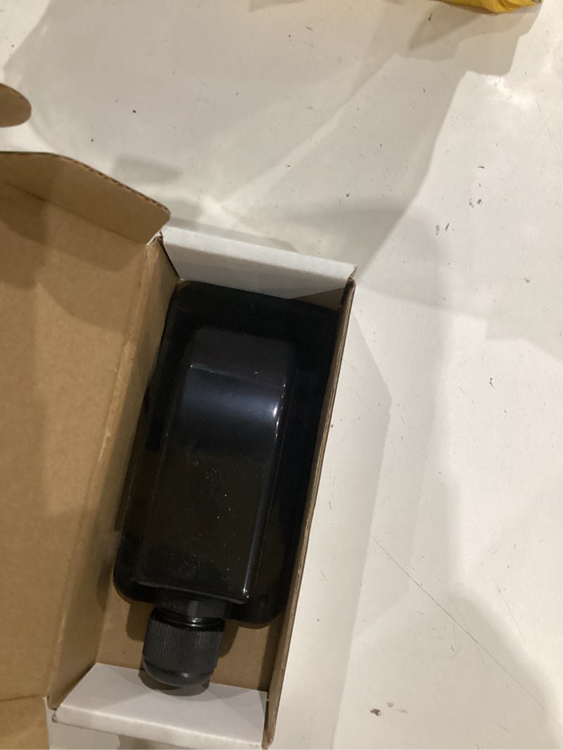 Condition photo showing Good Condition for multifunctional weatherproof abs solar single cable entry gland bent cable connector for caravan photovoltaic mounting in rvs boats yachts and rooftop solar installations black