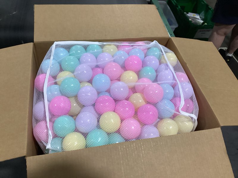 Condition photo showing New/Like New for amazon basics bpa free crush-proof plastic ball, pit balls with storage bag, toddlers kids 12+ months, pack of 400 balls, 6 pastel colors 400 balls pastel colors