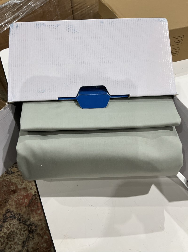 Condition photo showing Good Condition for 100% egyptian cotton split king sheets sets for adjustable bed - luxury 800 series elite collection top sheet (5 pc, silver), soft cooling hotel sheet, fits mattress upto 18" split king silver